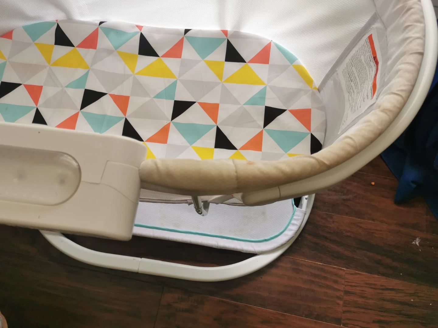 Fisher-Price Soothing Motions Bassinet - photo 3