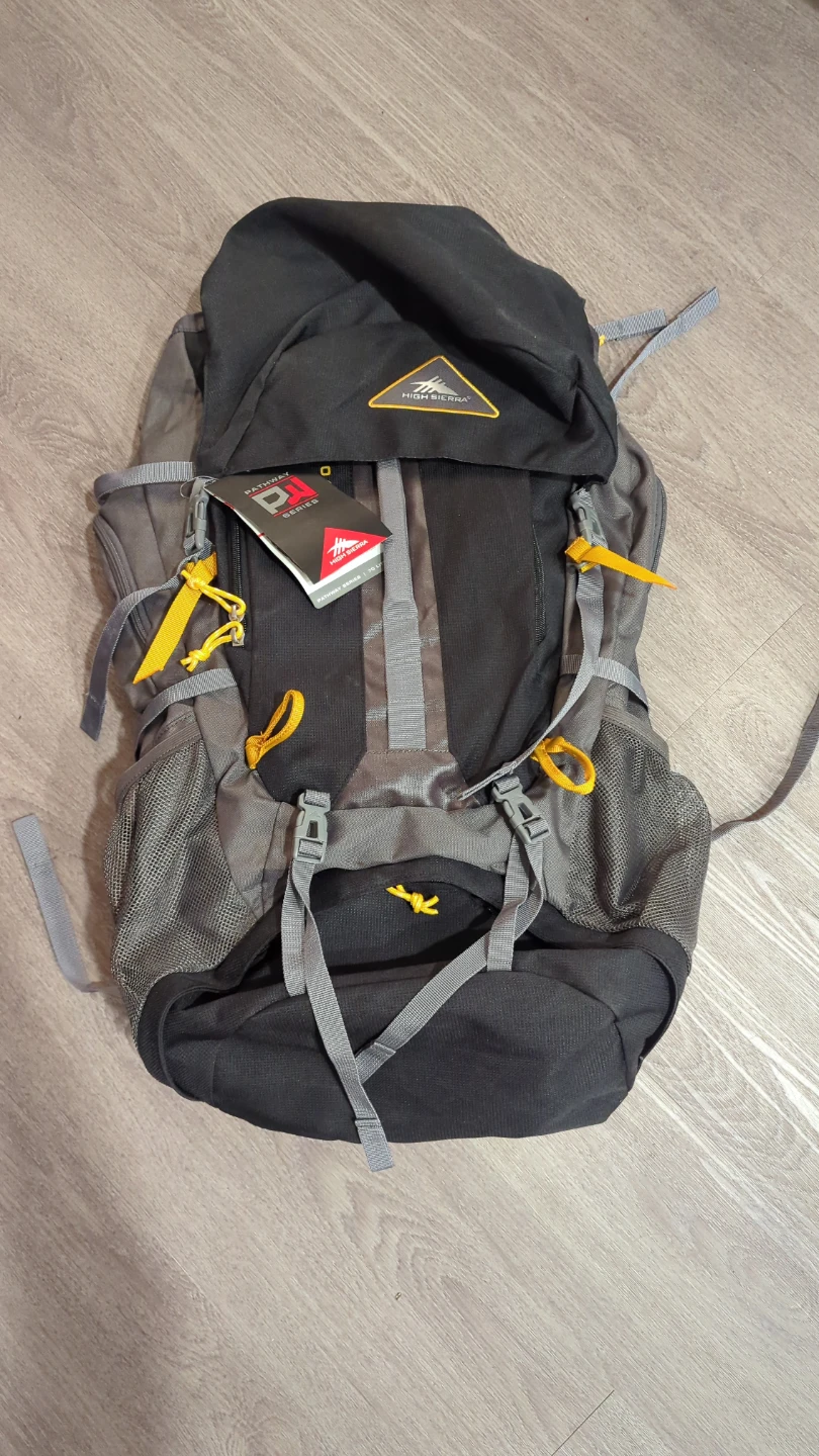 NWT - High Sierra 70L Backpack