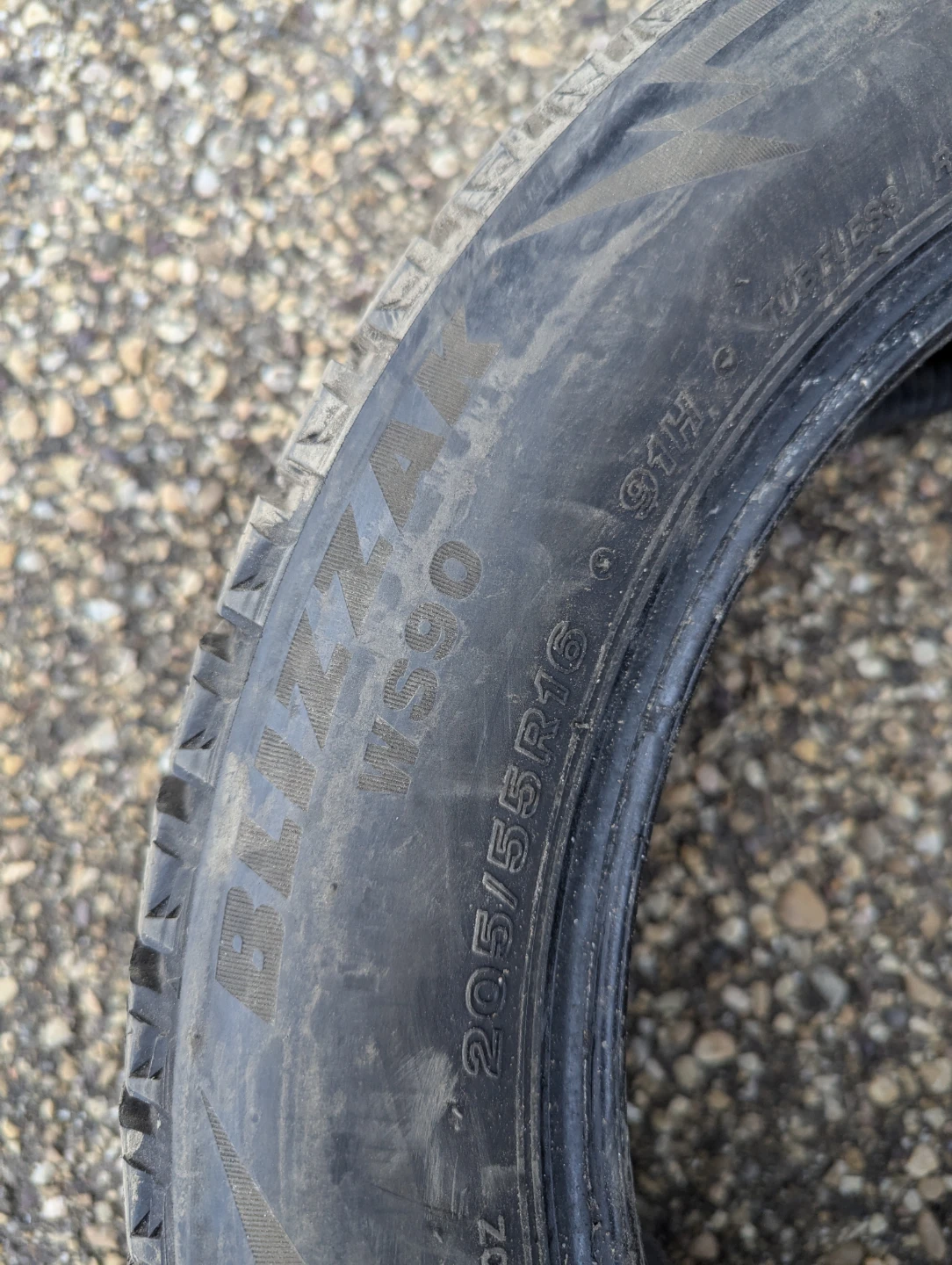 Bridgestone 205/55R16 Blizzak winter - photo 4