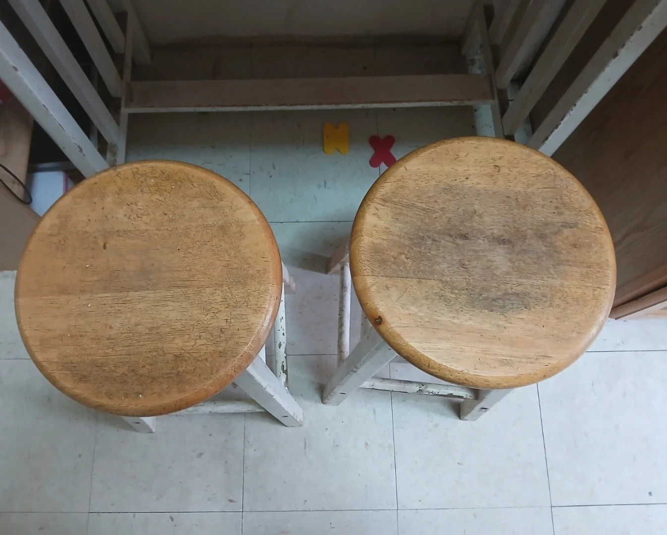 Set of Two Wooden Bar Stools only 10$🏈