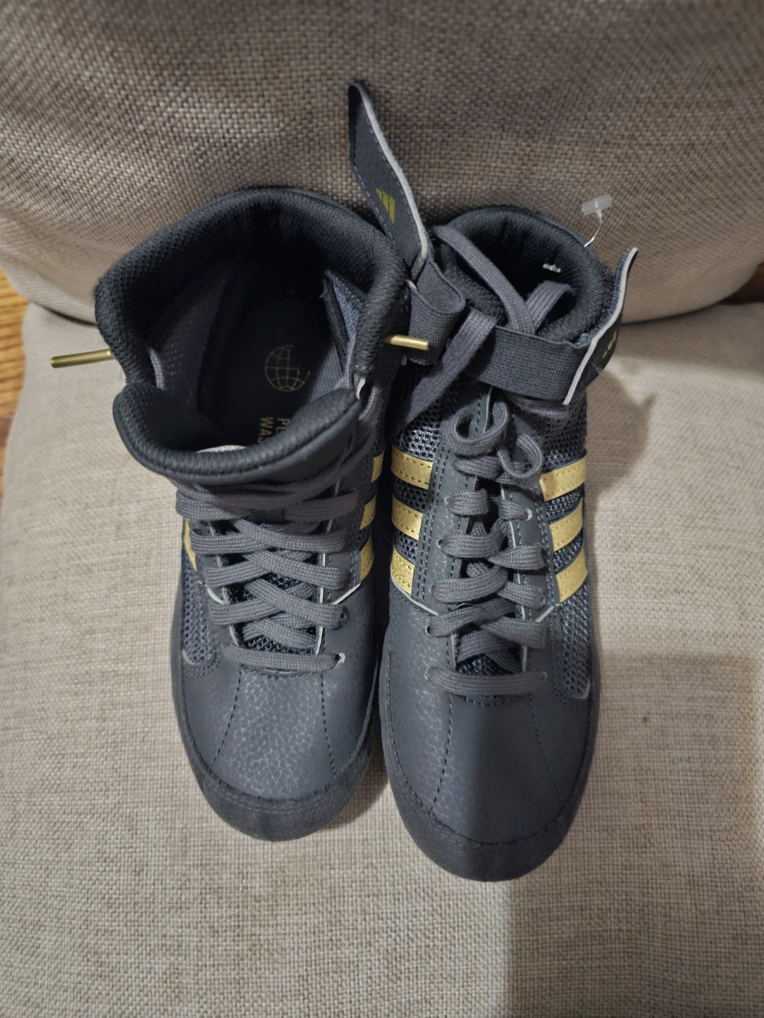 Adidas Wrestling Shoes Size US 2