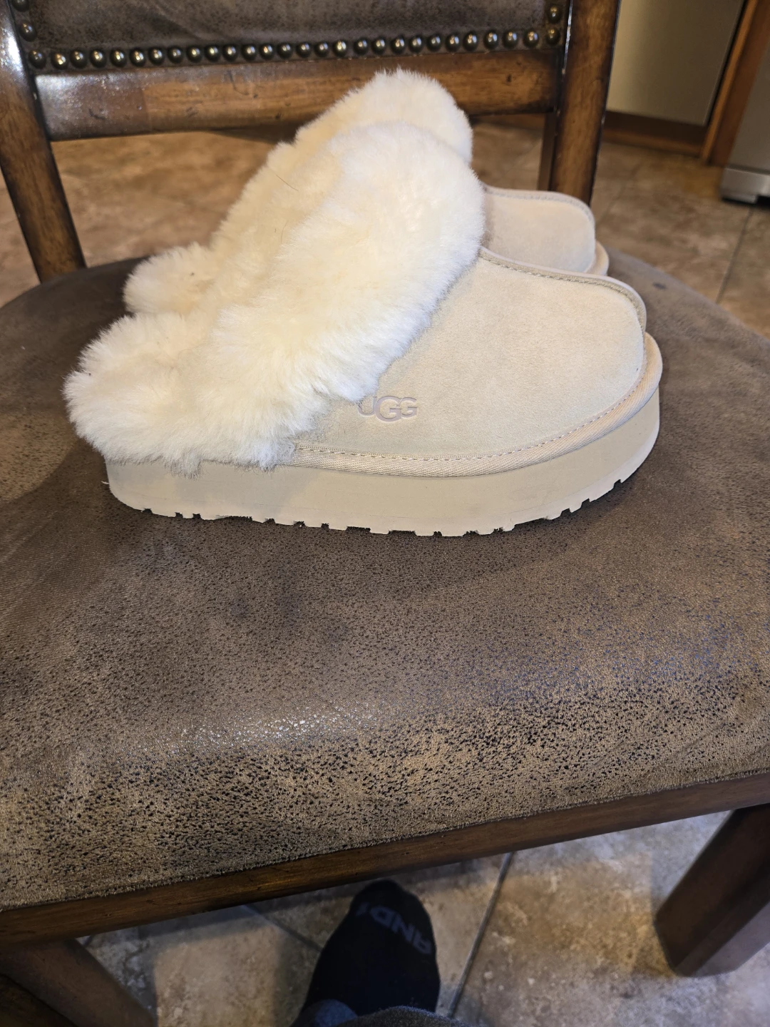 UGG Disquette Slippers in Sand - photo 2