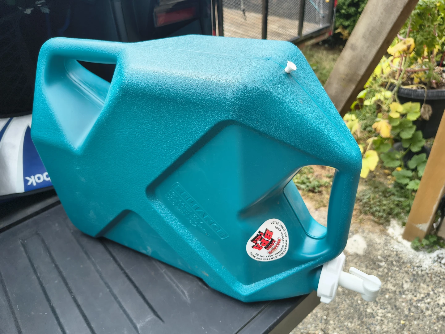 6 & 7 Gallon Camping Water Containers - photo 4