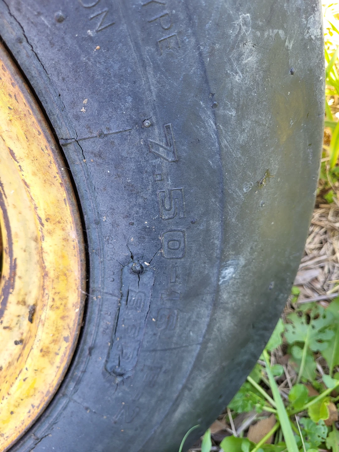 Front Tractor Tires with John Deere Rims - photo 5
