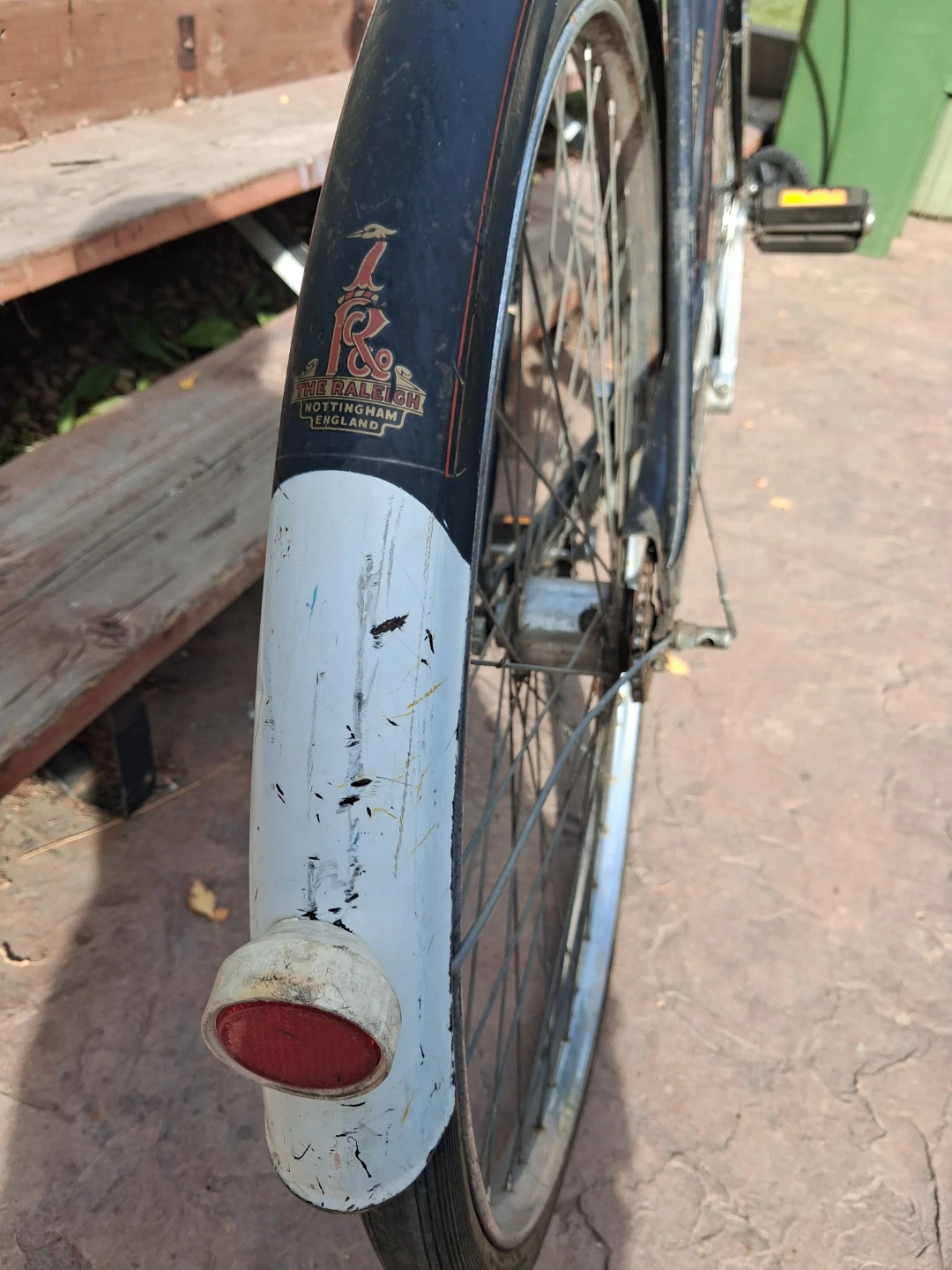Vintage Raleigh Tourist Bicycle - photo 3