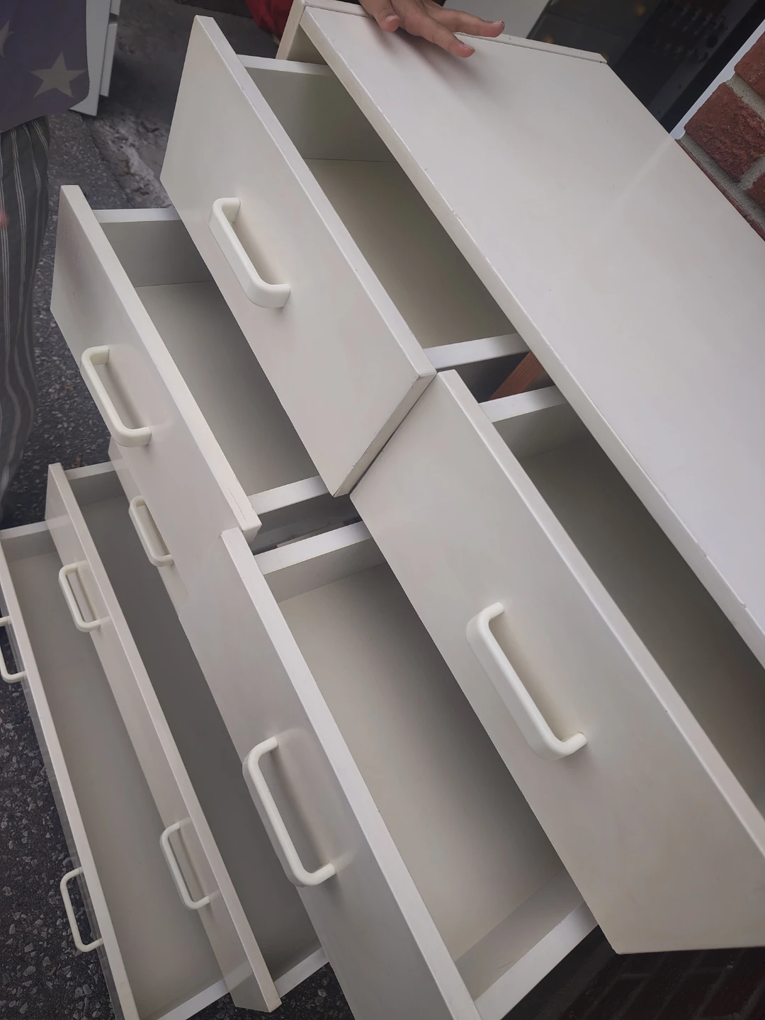 White 8-Drawer Dresser - photo 5