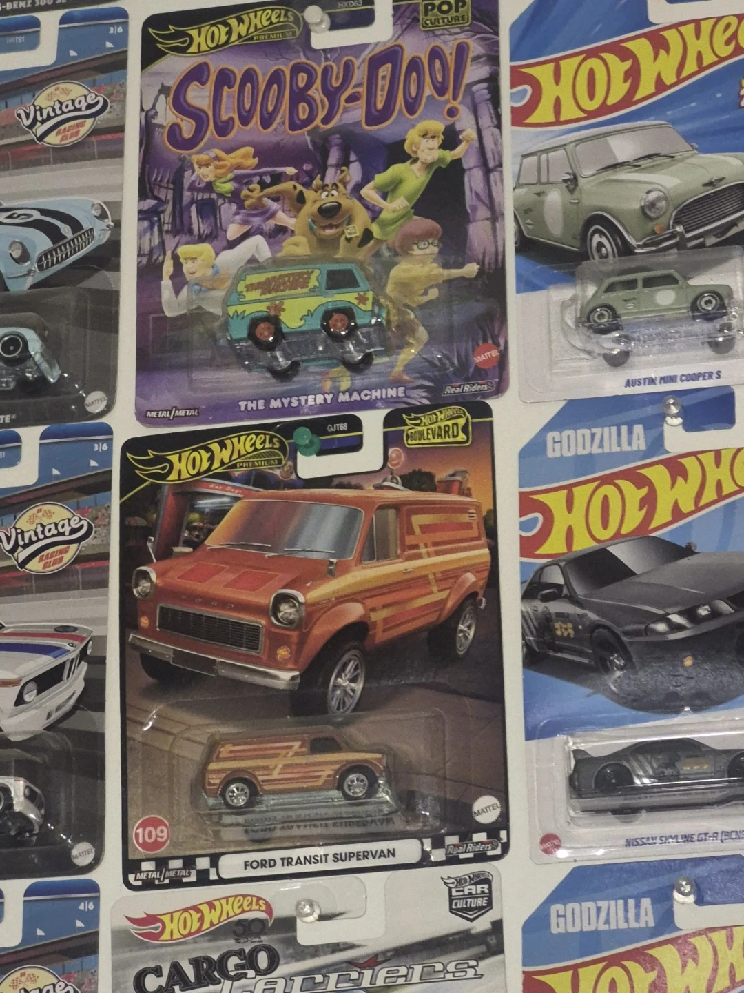Assorted Hot Wheels and Matchbox Diecast Cars - photo 2