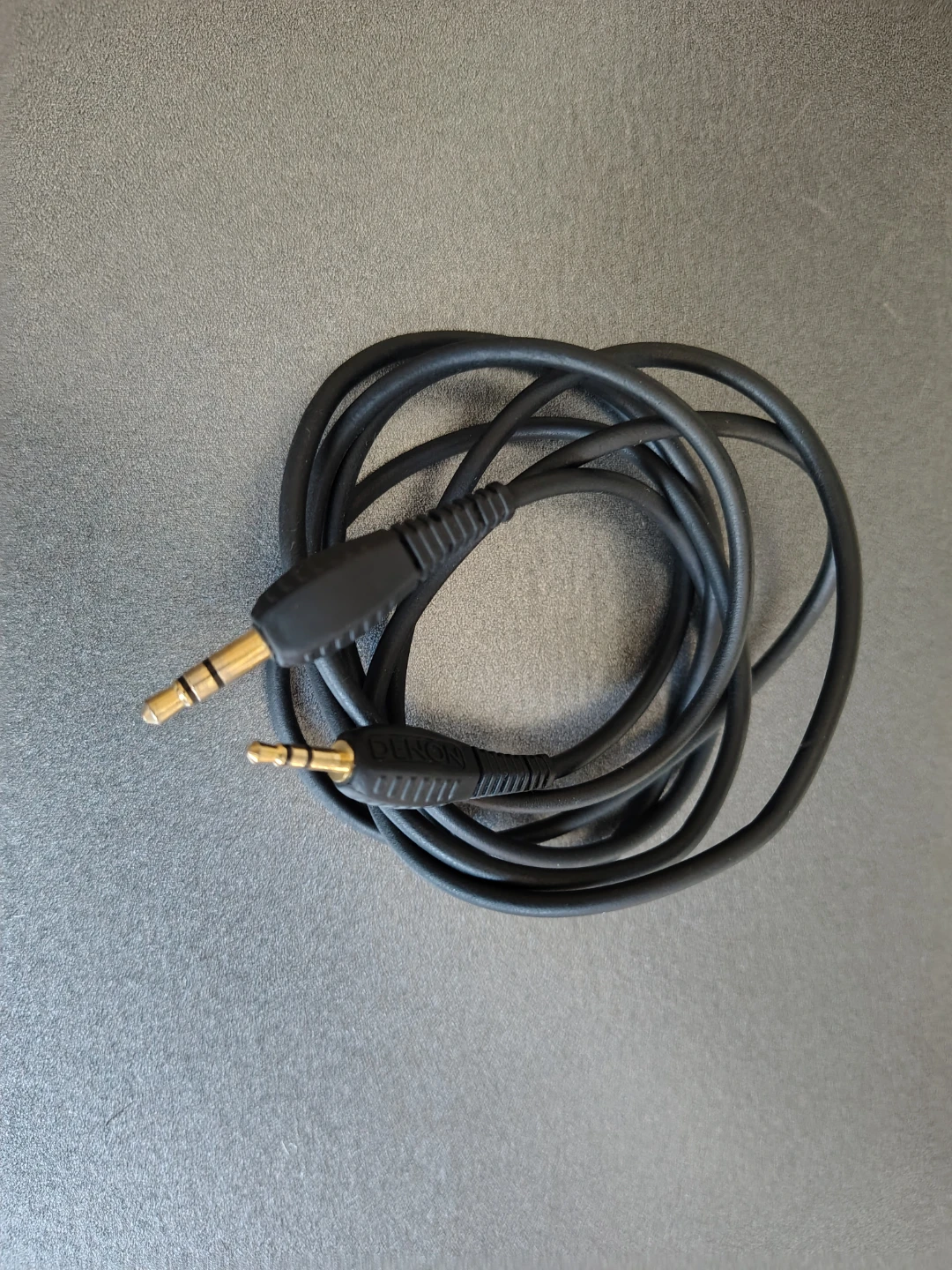 DENON Japan 2.5mm to 3.5mm Headphone Cable (works with Bose QC45 - photo 3