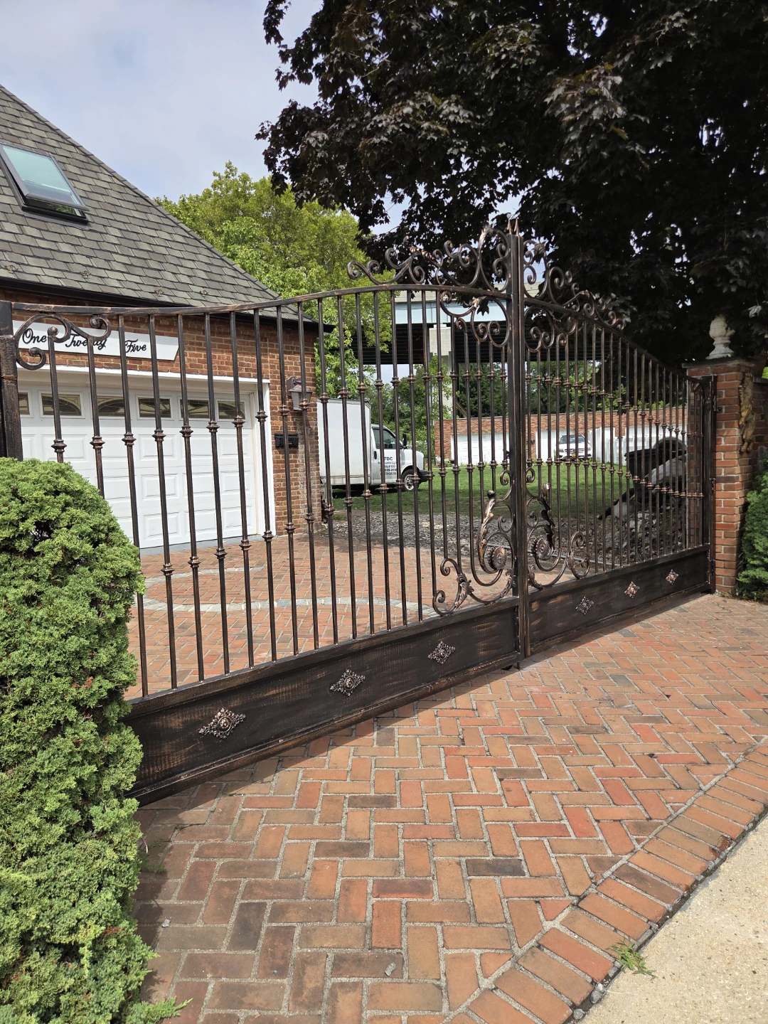 Custom made ironworks text for free estimates - photo 3