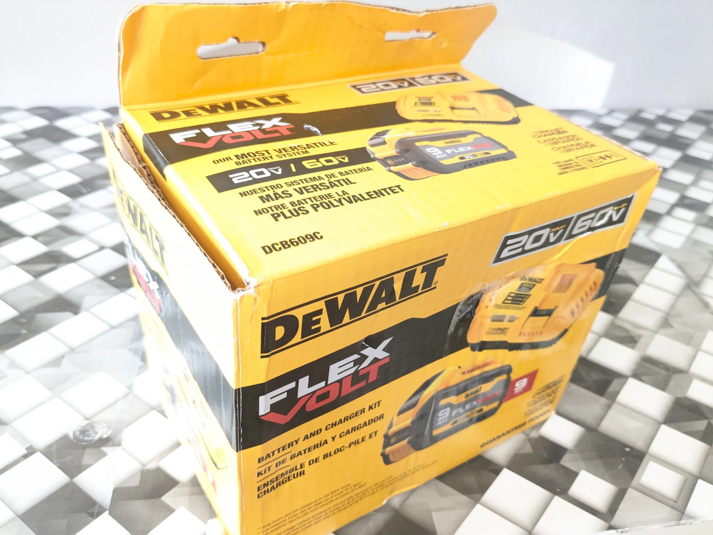 20-60V Max DeWalt 9AH FLEXVOLT Fast Charging Starter Kit - photo 3