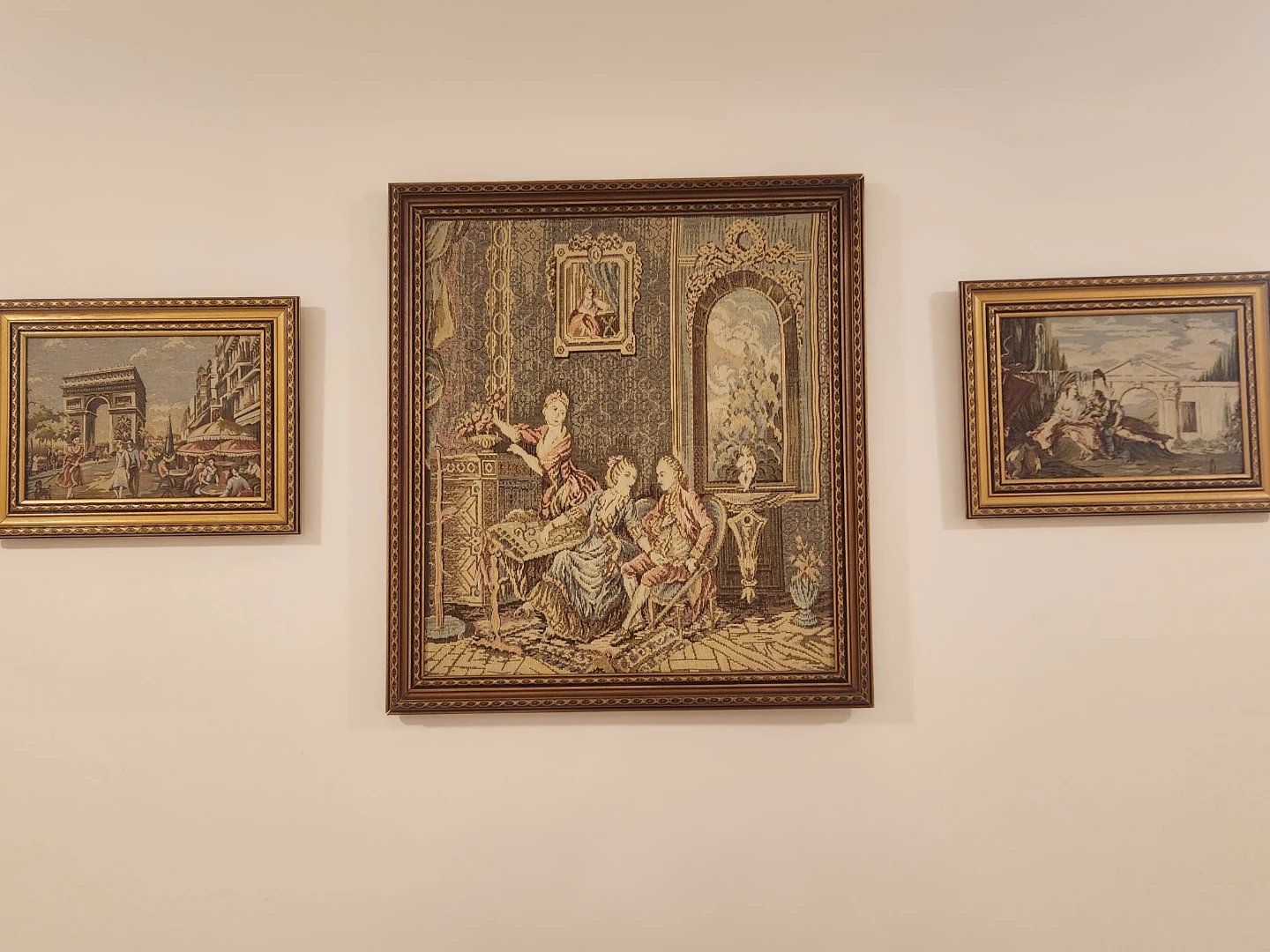 Vintage tapestry set