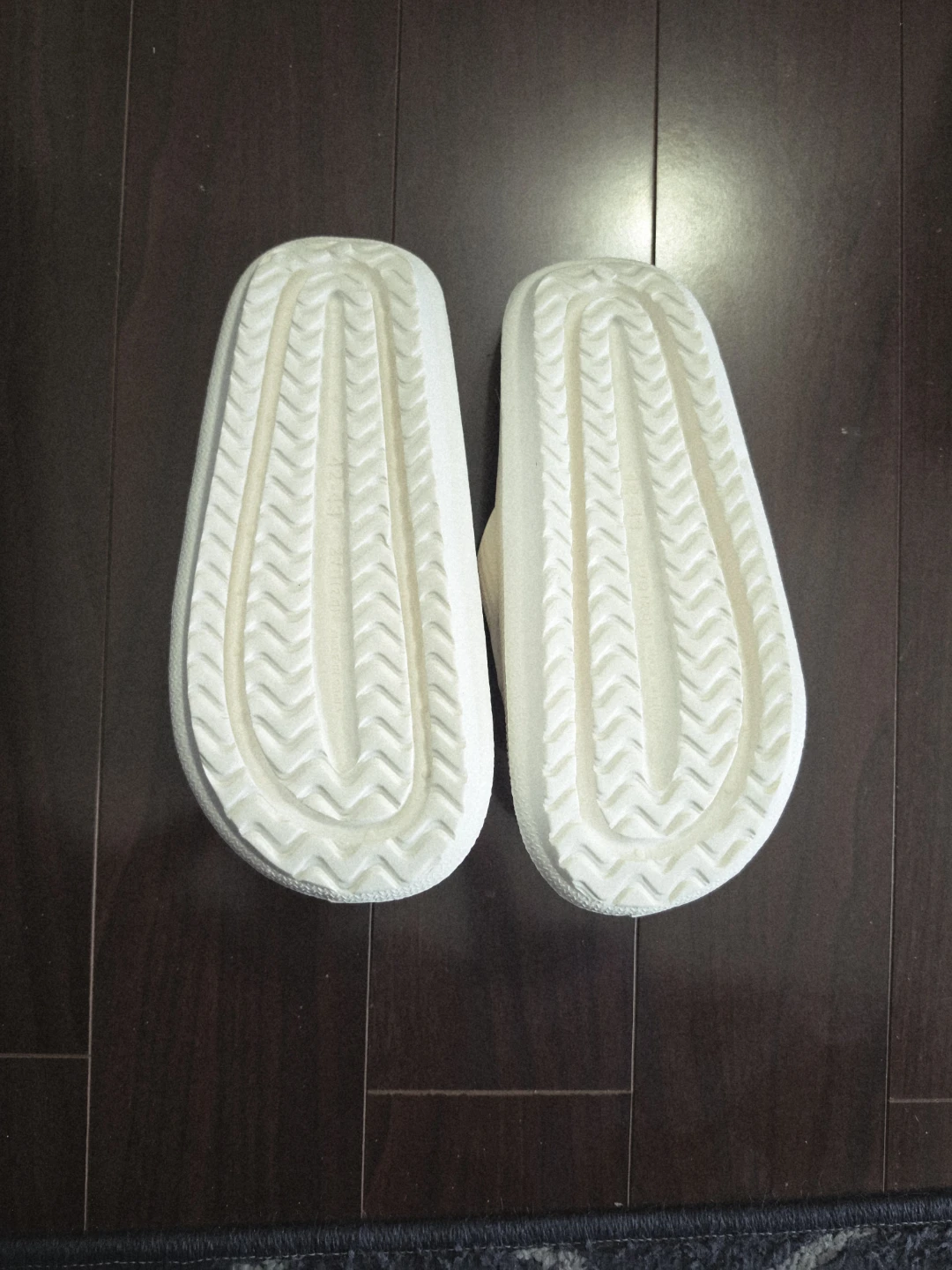 Thick Sole Cloud Slides Cushion Slippers White - photo 2