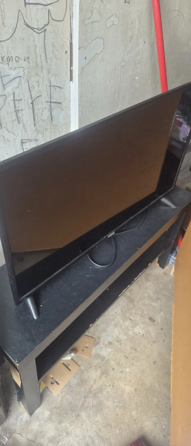 RCA 32-inch LED TV