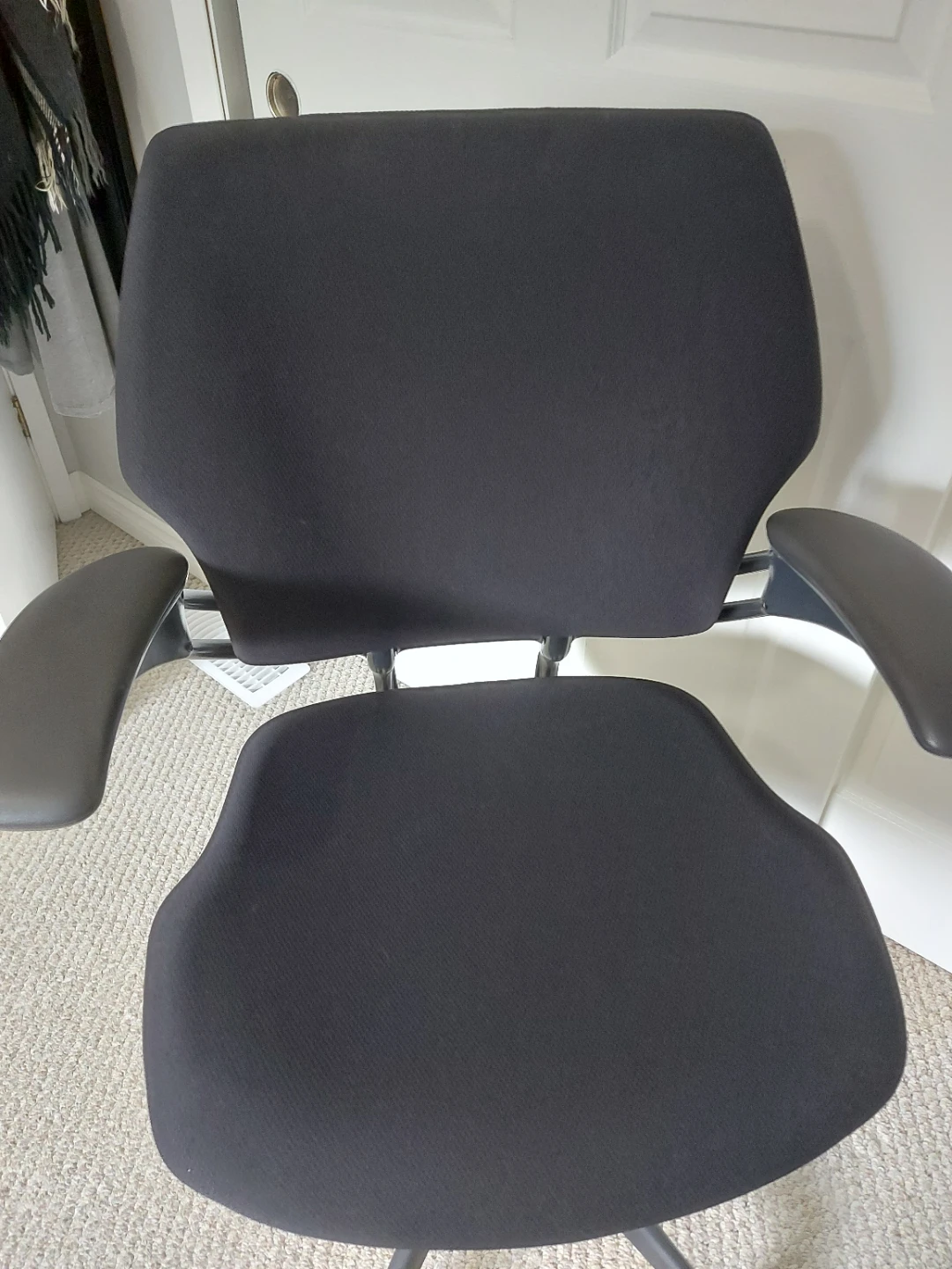 Humanscale Office Chair - photo 2