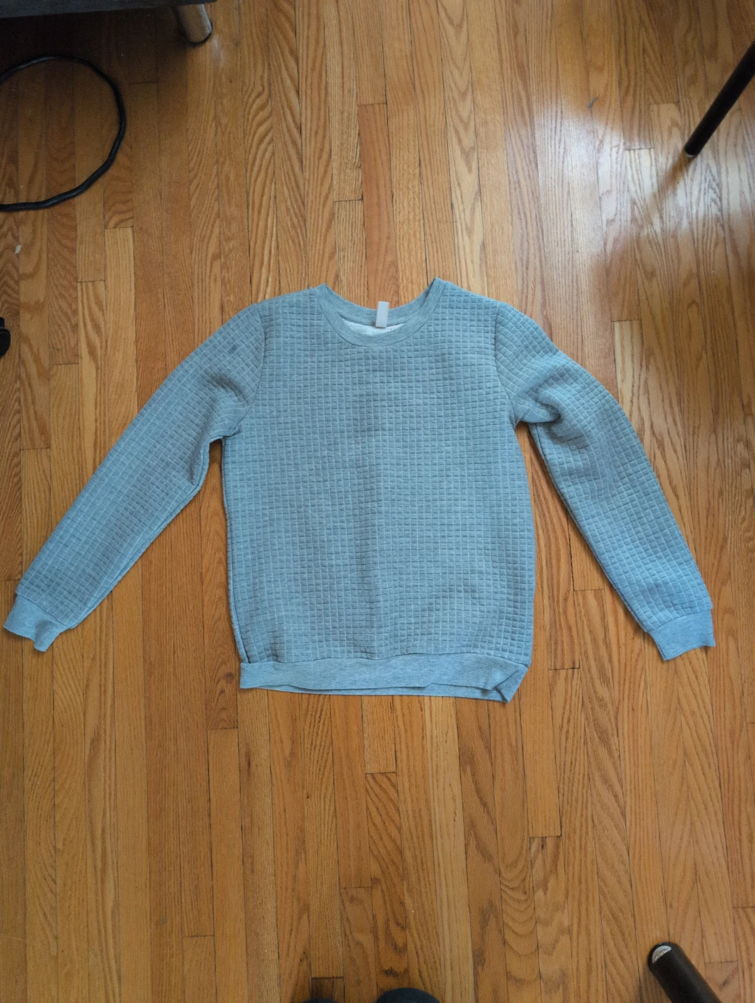 Gray Quilted Sweatshirt 🏈