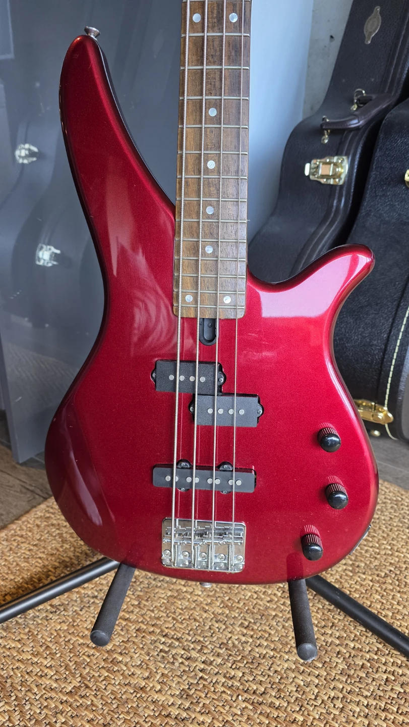 Yamaha RBX170 bass guitar
