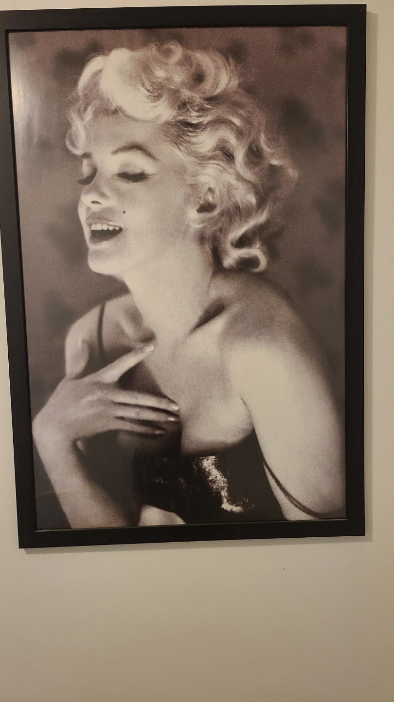 Framed Marilyn Monroe Poster