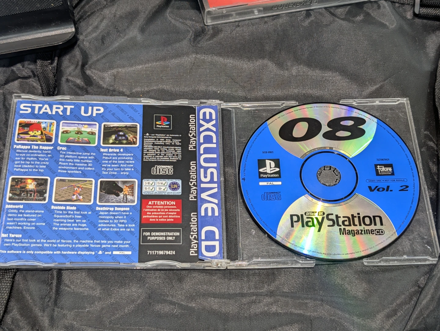 Official UK PlayStation Magazine Demo Disc Vol. 2 - photo 2