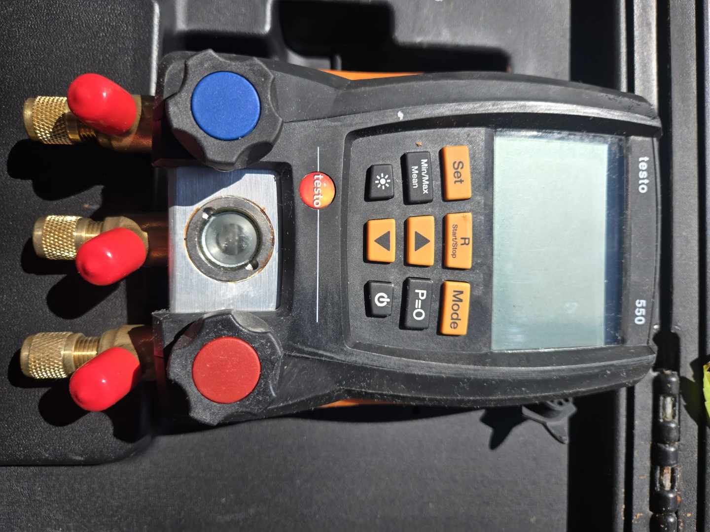 Testo 550 Digital Manifold Gauge Set - photo 2