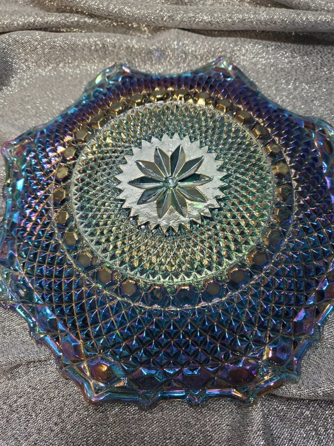 Iridescent Carnival Glass Bowl - photo 4