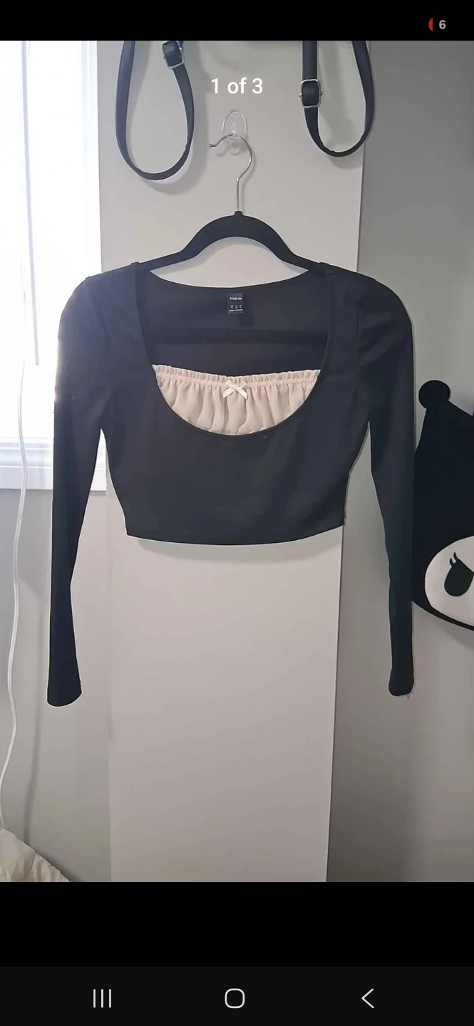 SHEIN black long sleeve crop top