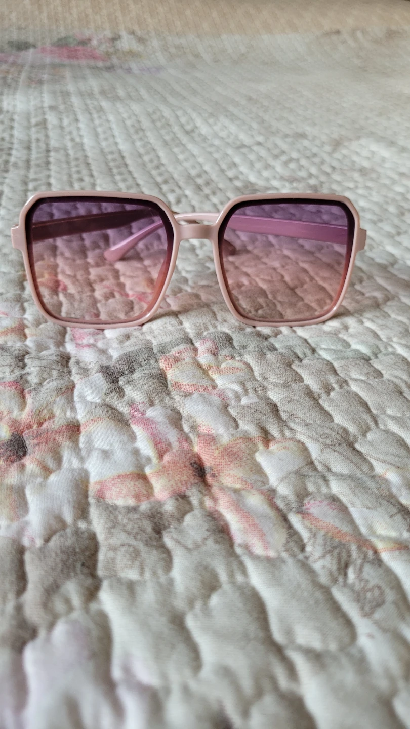 Pink Gradient Frame Sunglasses 🏈