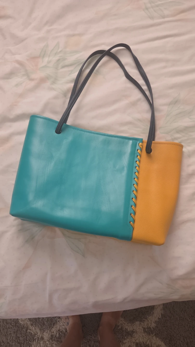 Bag Hans Koch