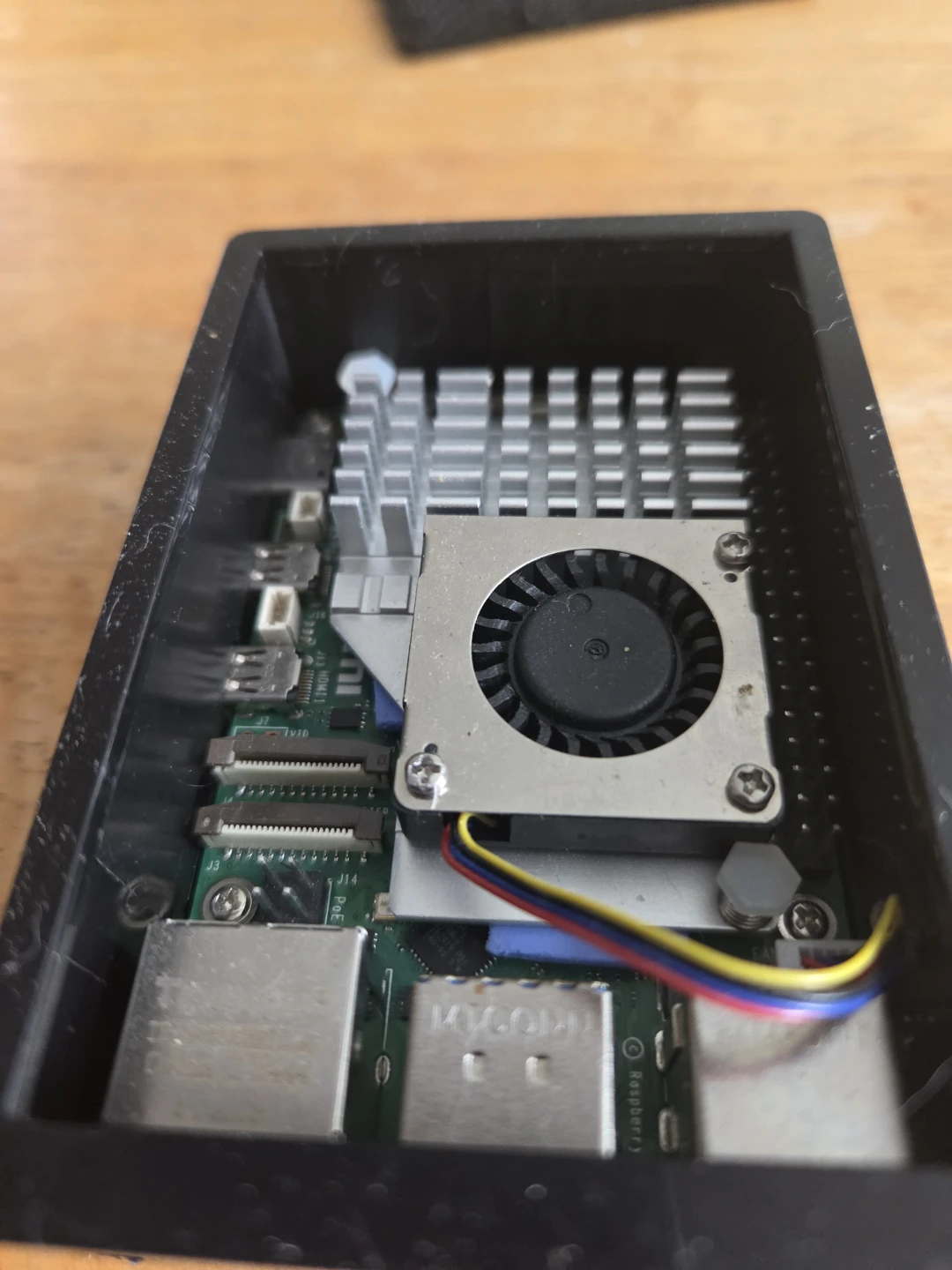 Raspberry Pi 5 8gb ram with Case and Power Supply - photo 4