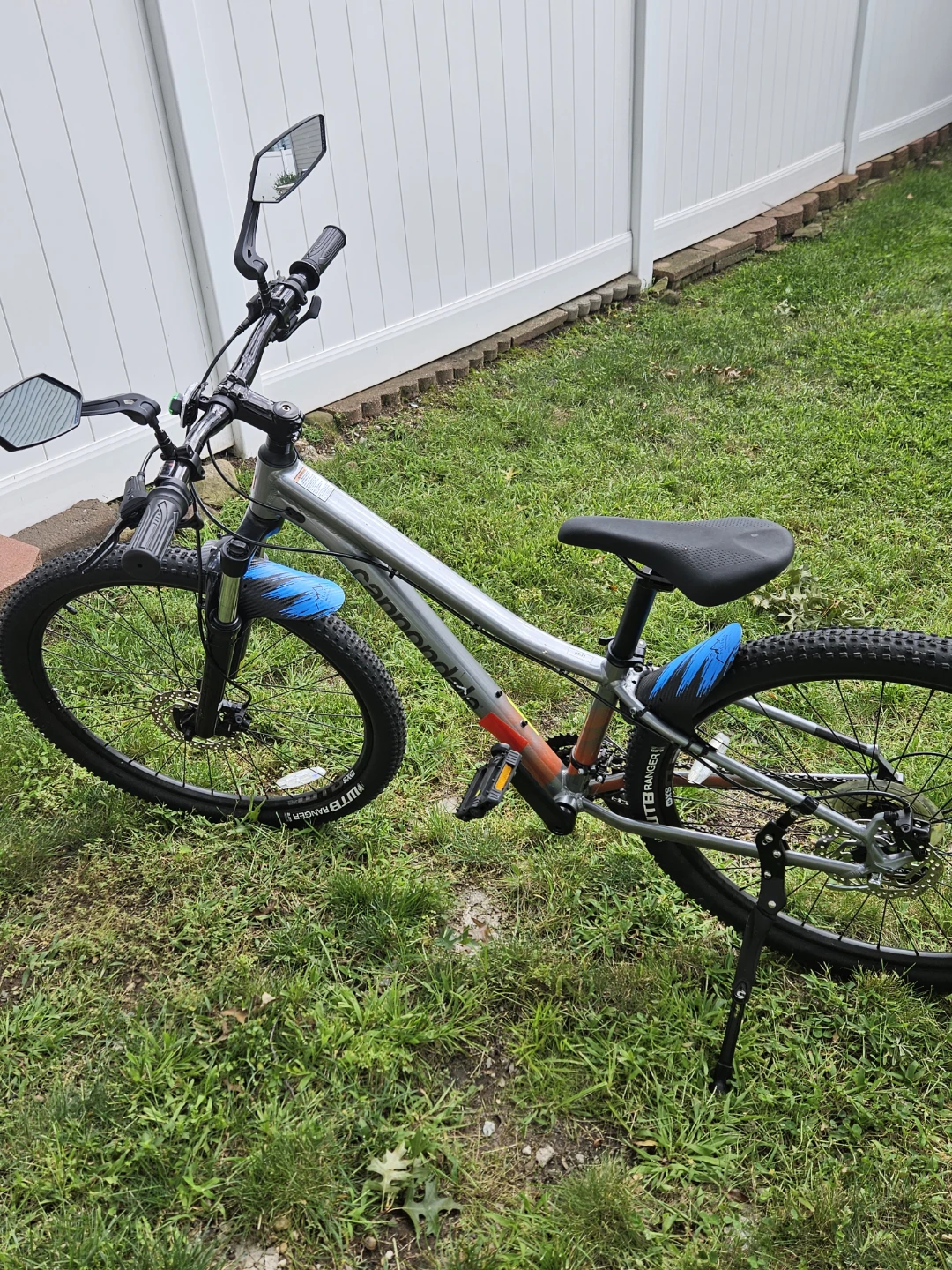 Cannondale trail 7 small frame mountain bike