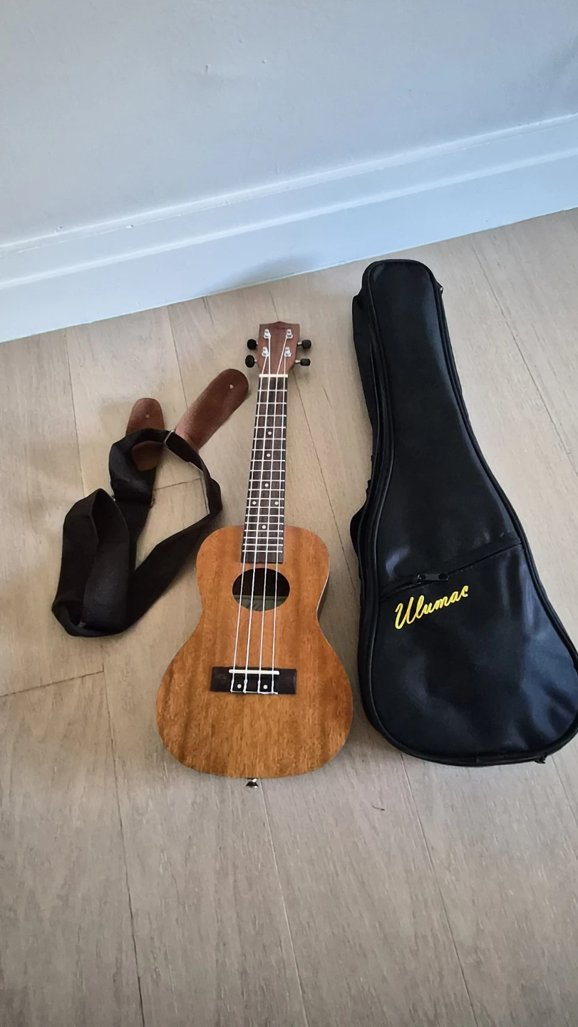 Ulumac Soprano Ukulele with Case and Strap