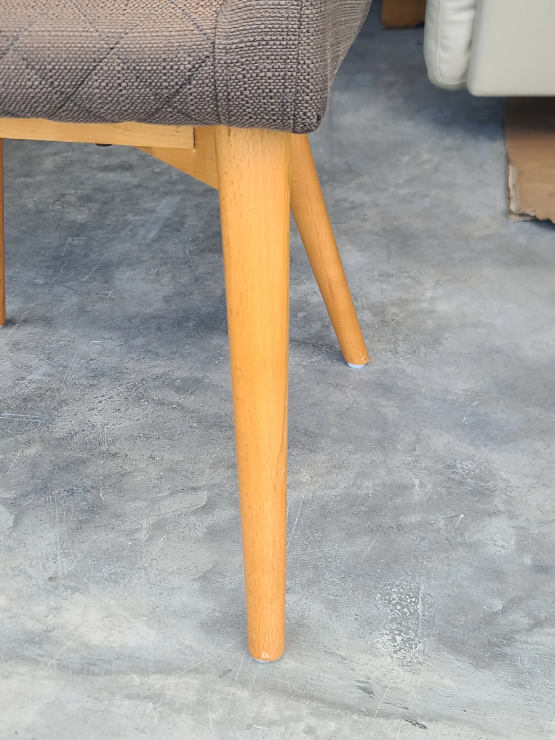 Quilted Fabric Accent Chair - photo 5