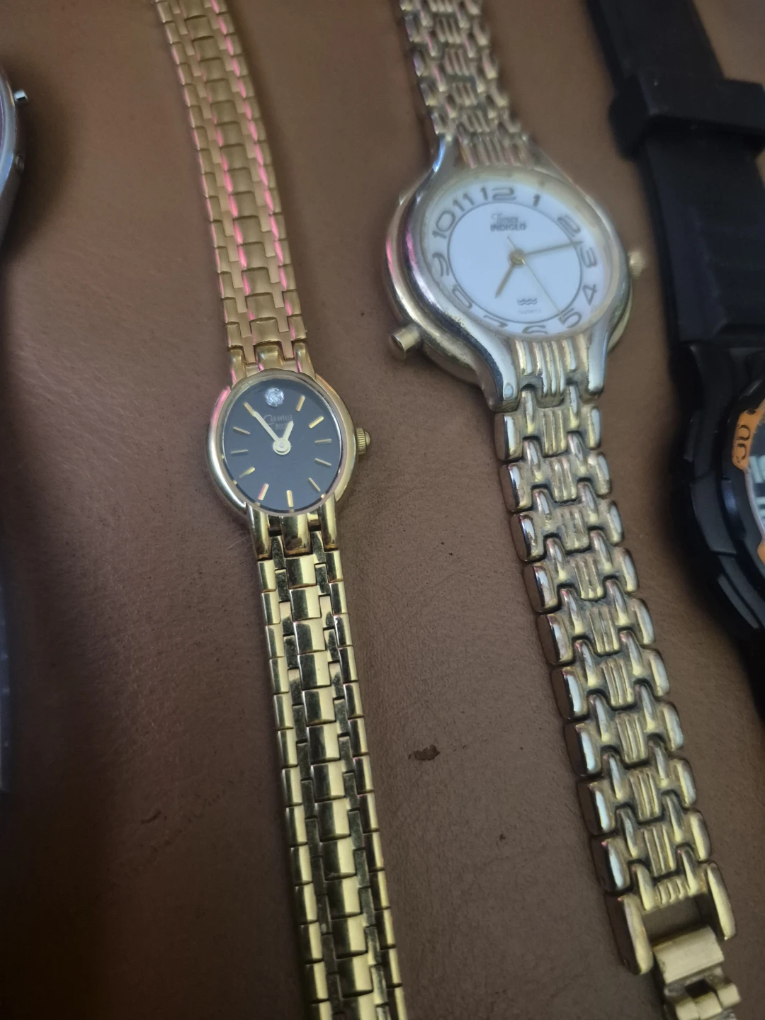 Ladies watch lot of 12. Some vintage some newer - photo 4