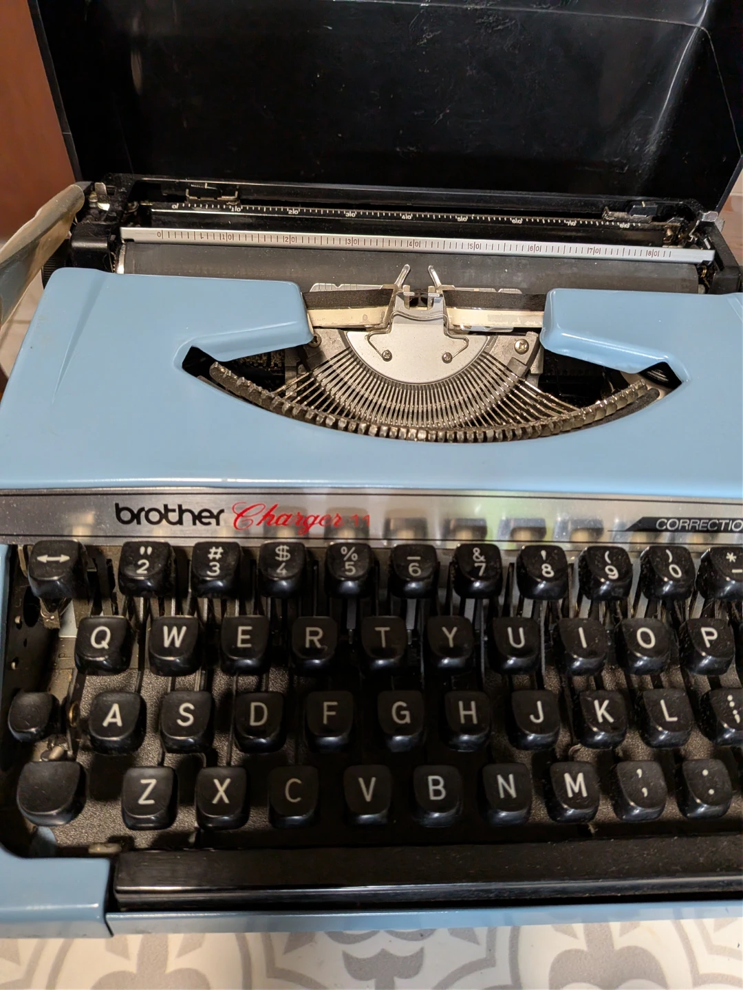 Brother Charger 11 Typewriter - photo 4