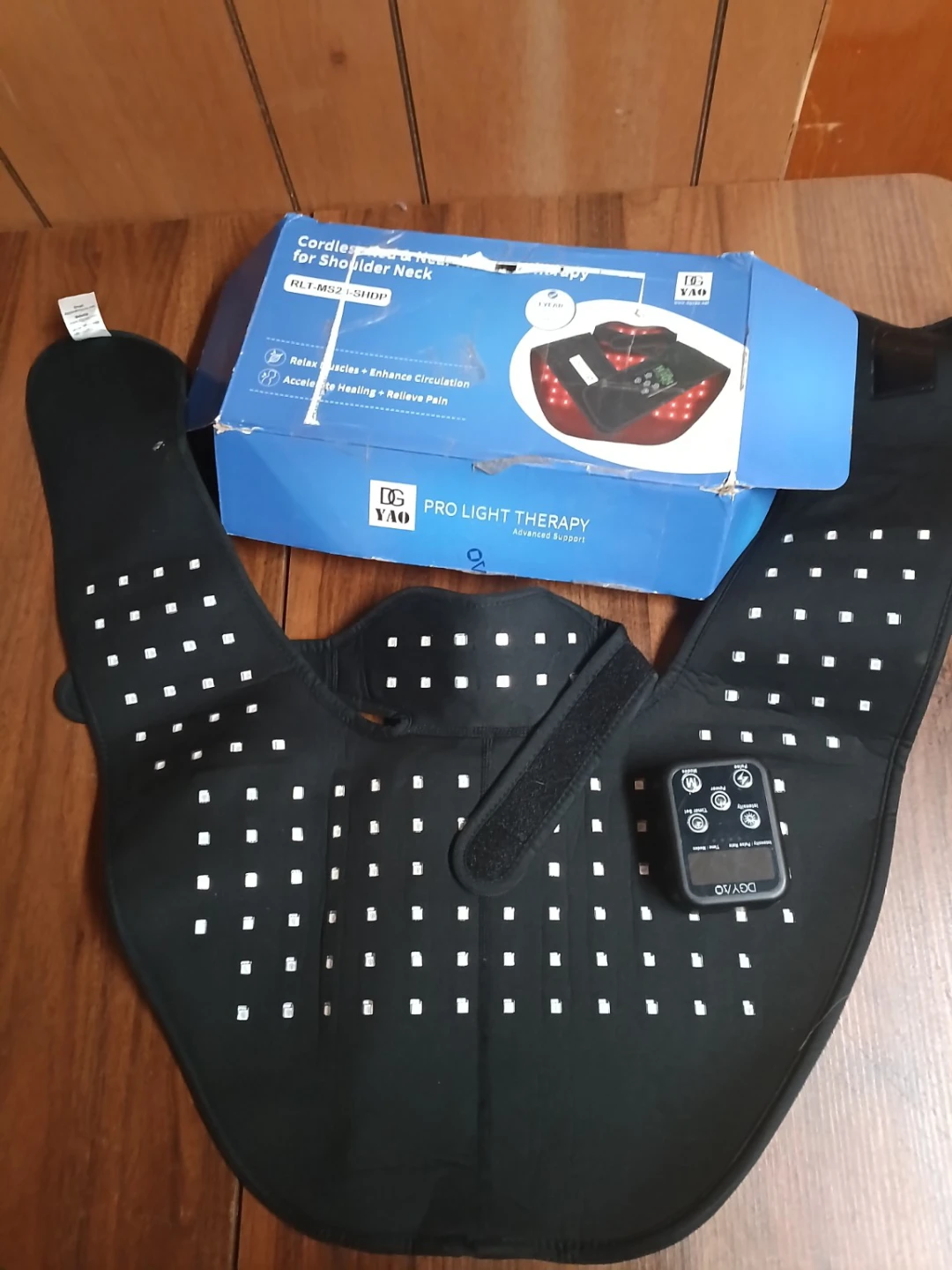 Red & Near-Infrared Light Therapy Wrap for Shoulder & Neck - photo 2