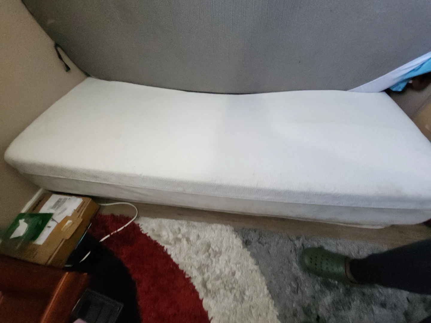 Box springs and mattresses - photo 5