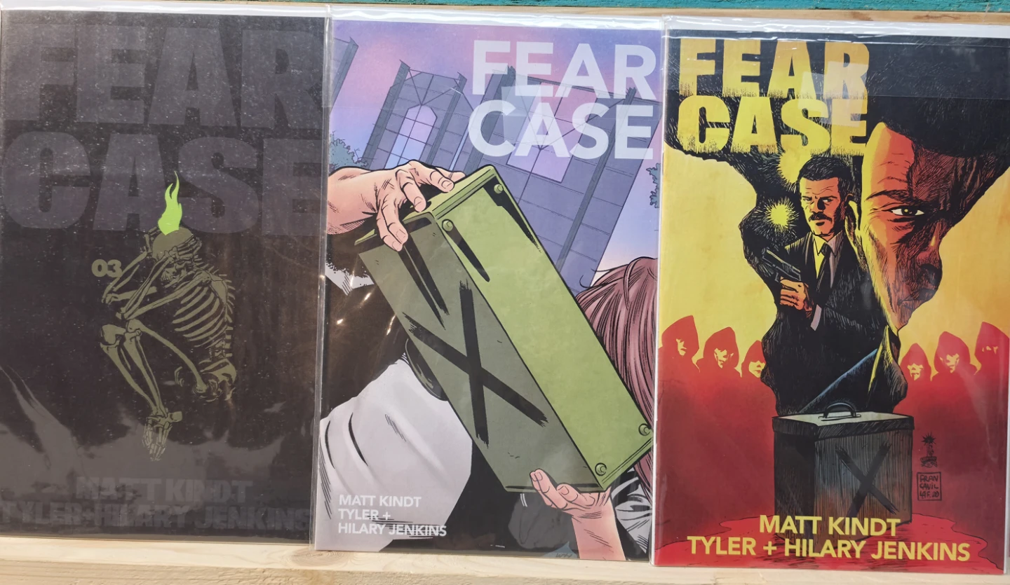 🏈Fear Case Comic book lot - photo 2