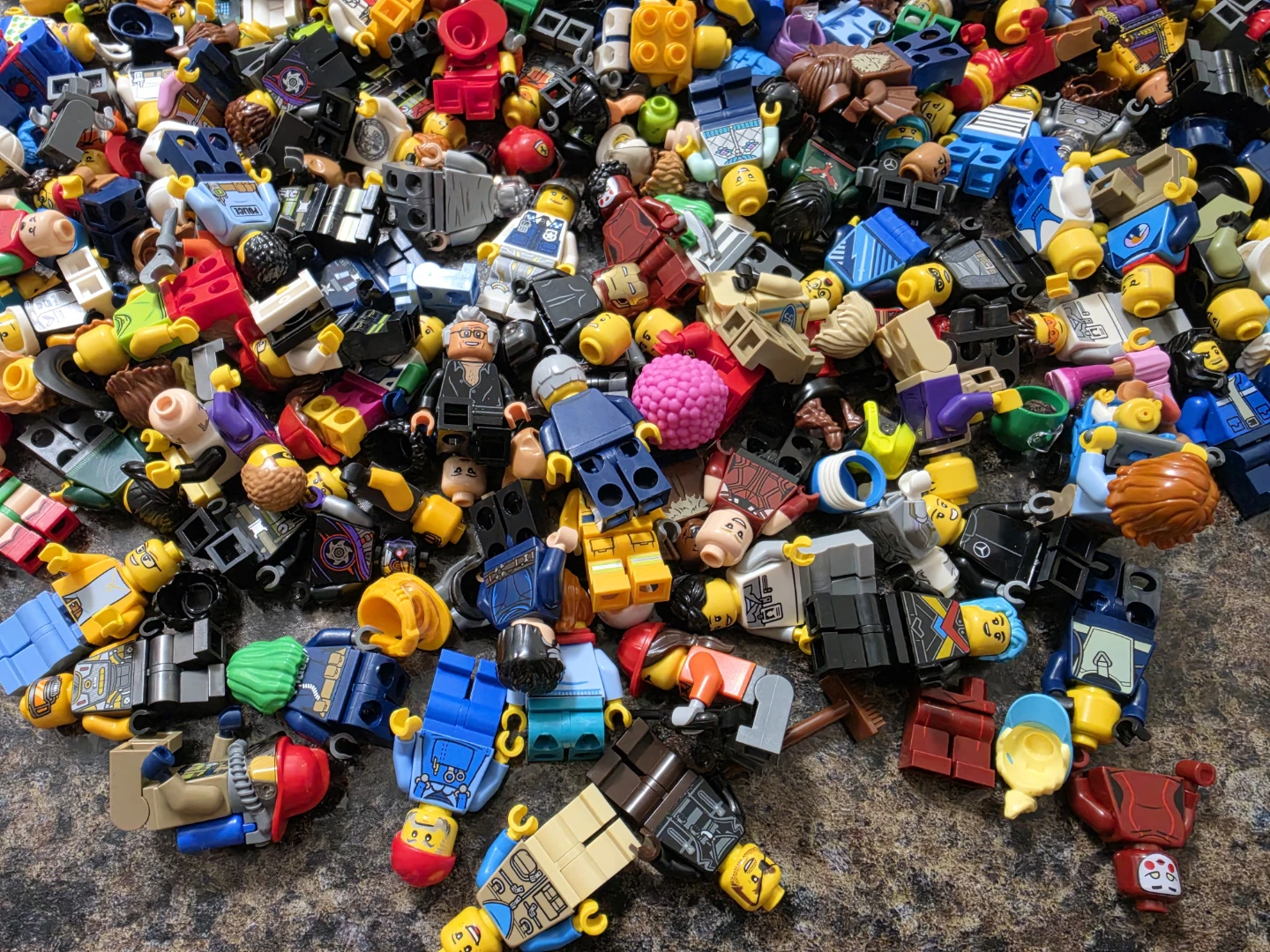 LEGO minifigures 24oz - photo 3