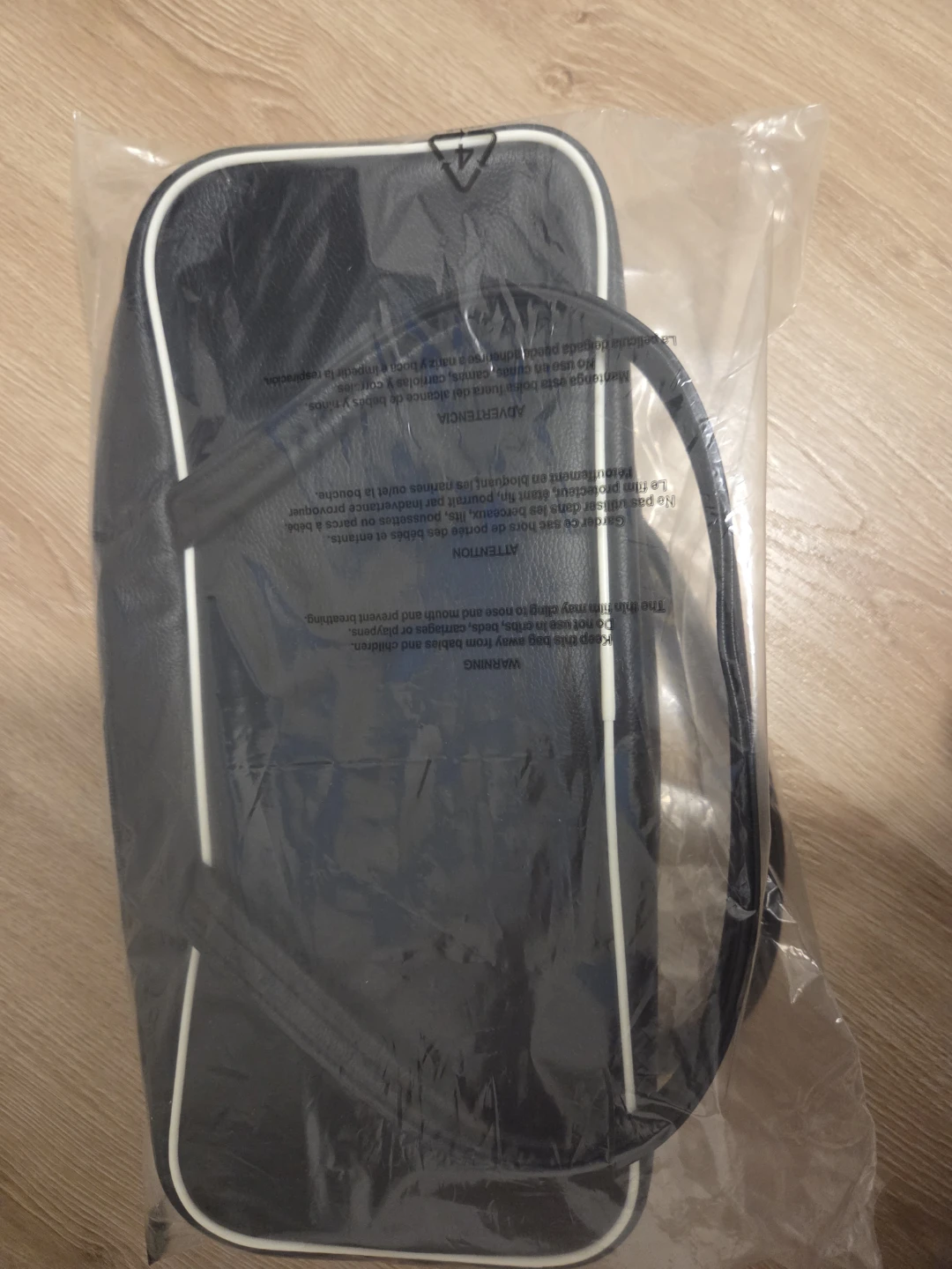 Adidas Originals x Liberty London Elongated Airliner Bag - photo 5