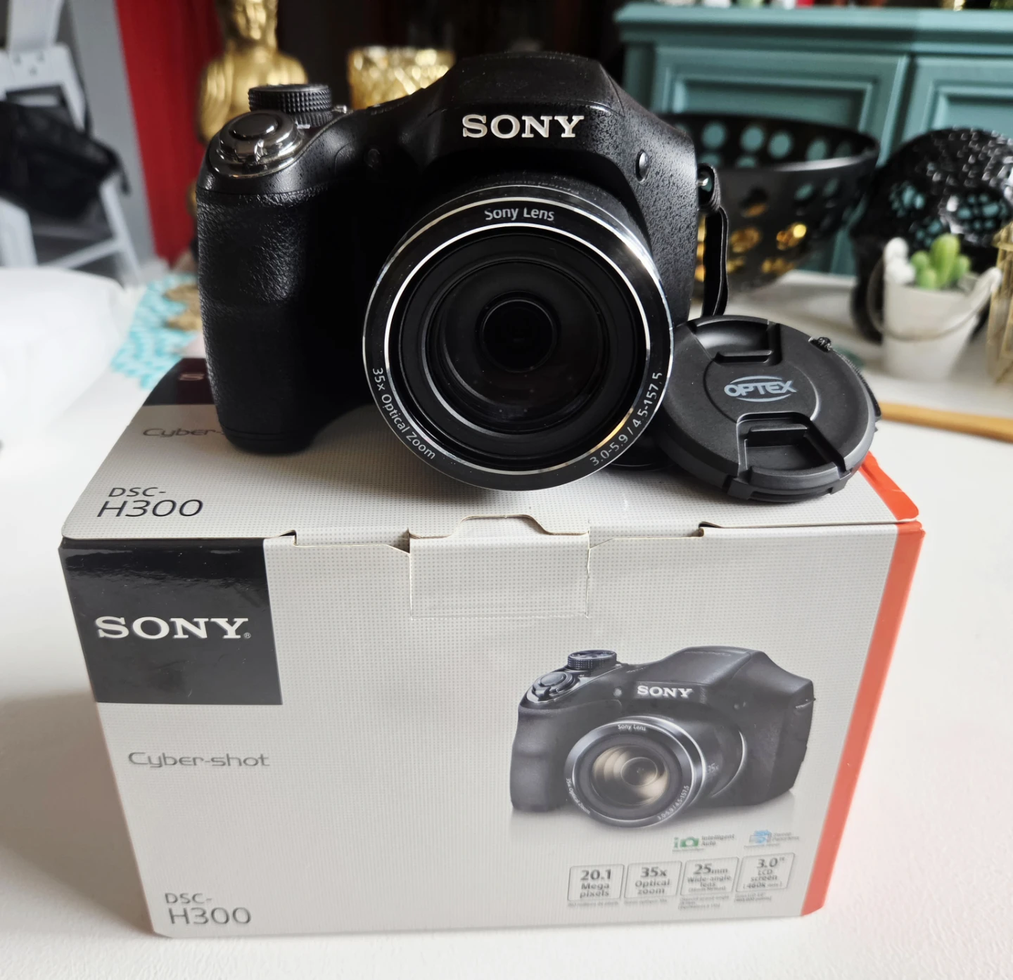 Sony Cyber-shot DSC-H300 Camera and Manfrotto Bag - photo 3