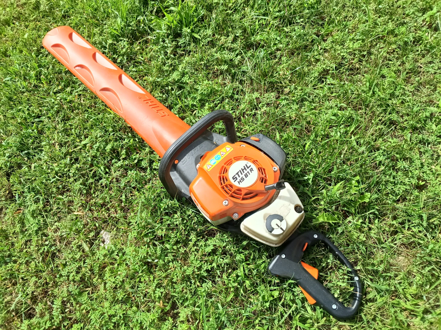 Stihl HS 81 R Hedge Trimmer - photo 2