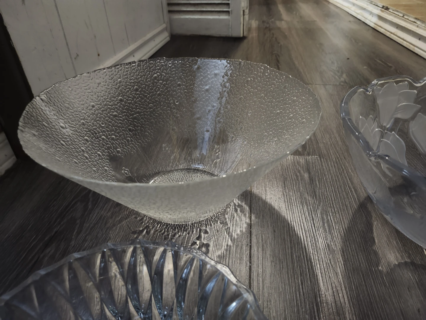 Set of 4 Decorative Glass Bowls - photo 2