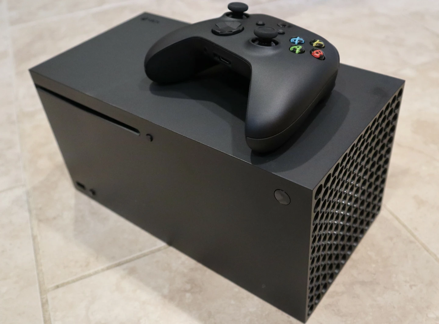 Xbox Series X Console with Controller - photo 3