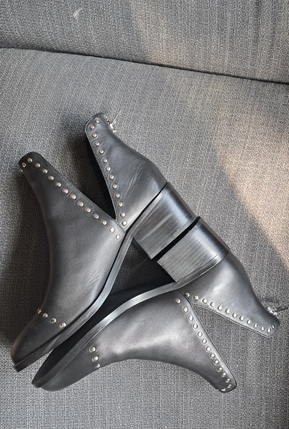 Steve Madden Black Studded Ankle Boots - photo 2