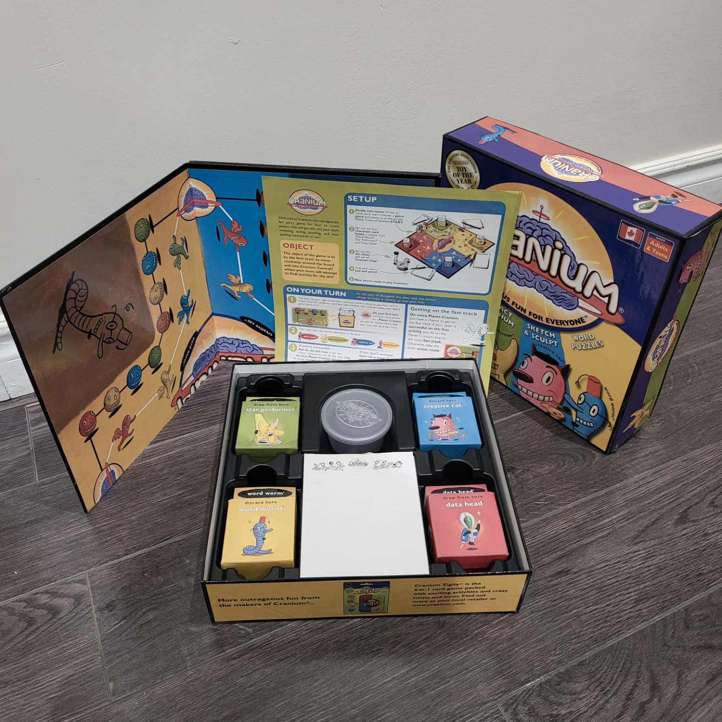 Cranium Board Game — Like New / Unused Complete Set - photo 3