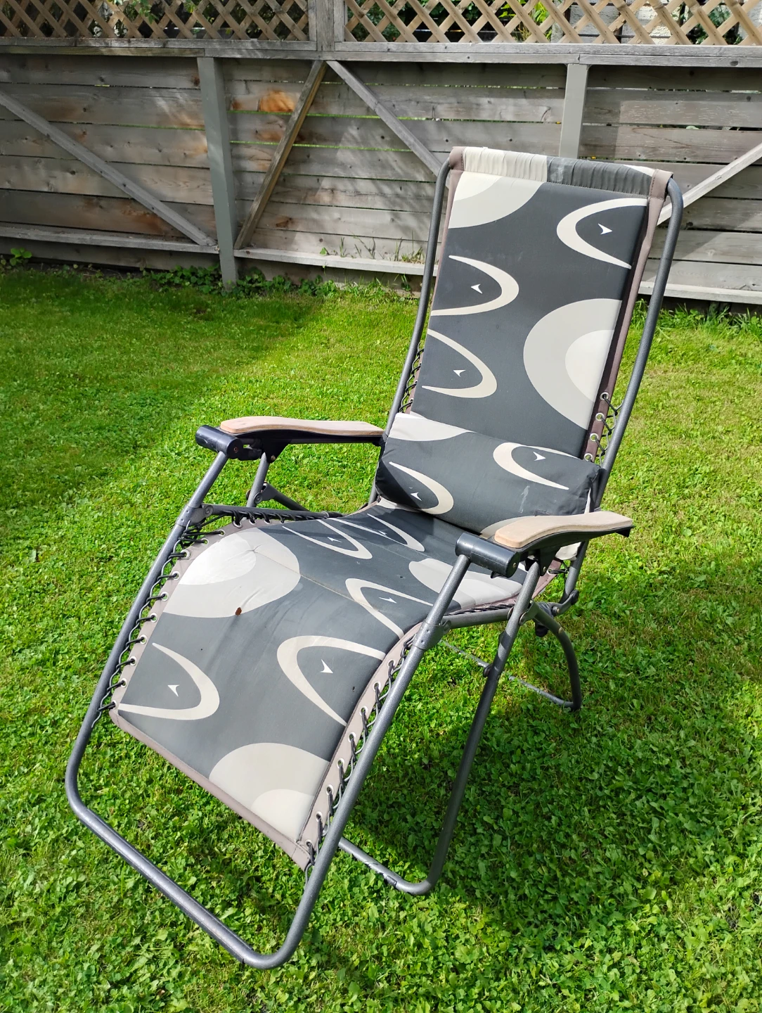 Zero Gravity Outdoor Reclining Lounge Chair - photo 2