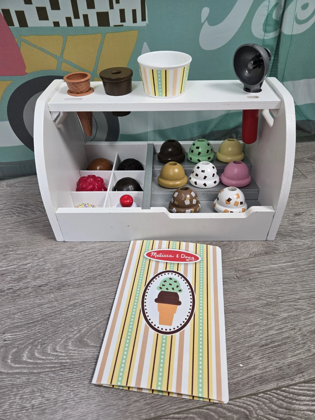 Melissa and doug icecream truck collapsible and icecream - photo 3