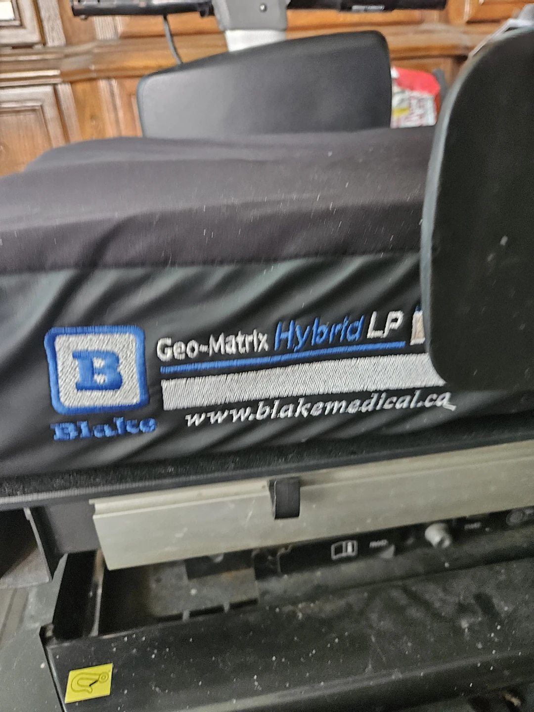 Blake Medical Geo-Matrix Hybrid LP Wheelchair Cushion