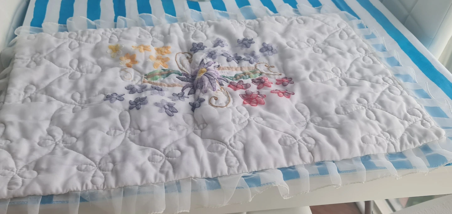 Floral Embroidered bedsheet - photo 3