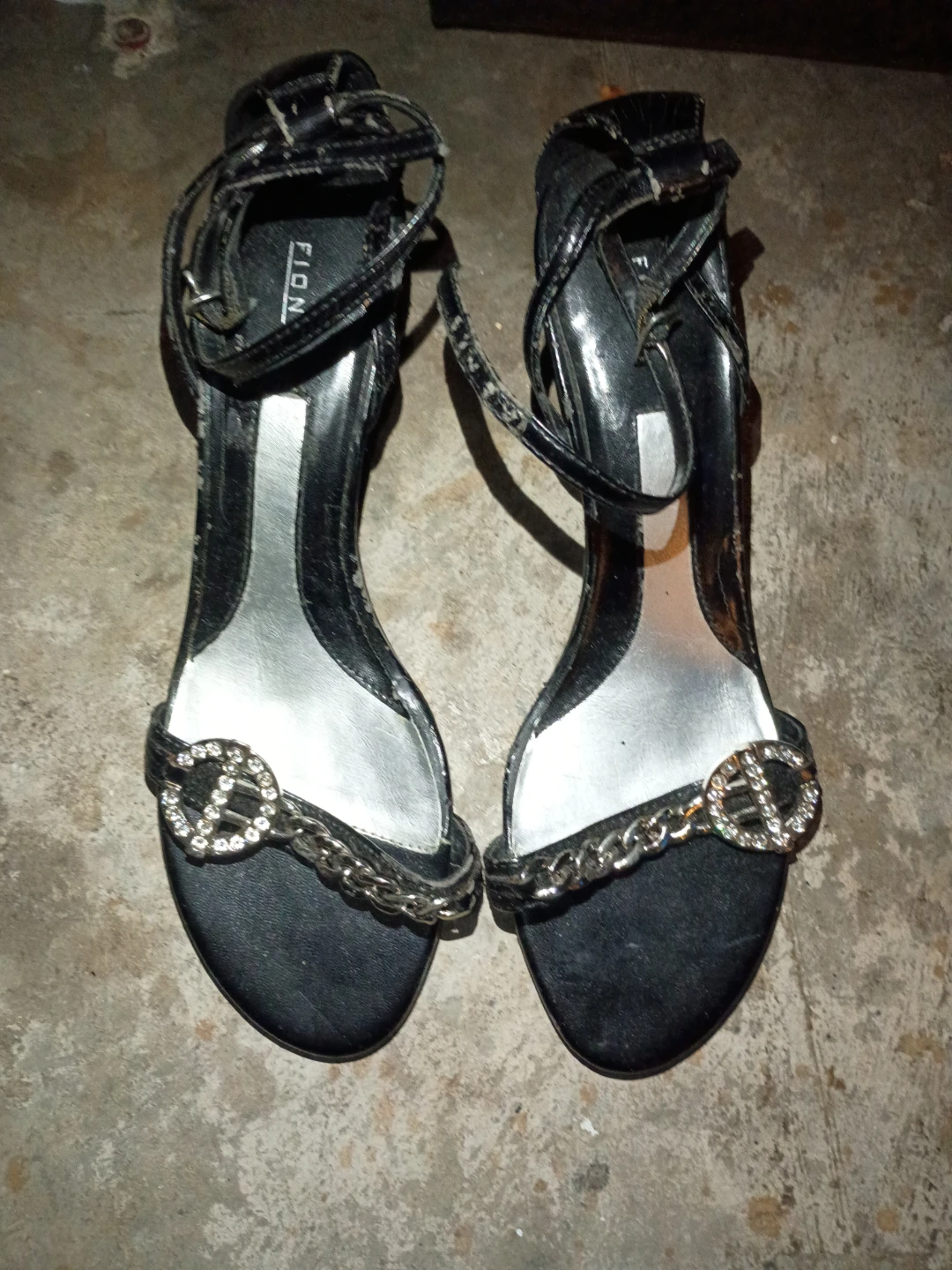 FIONA Black Heeled Sandals 🏈