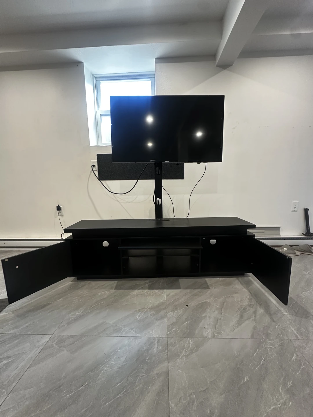 Comedor, Mueble de TV y Estanterías - photo 4
